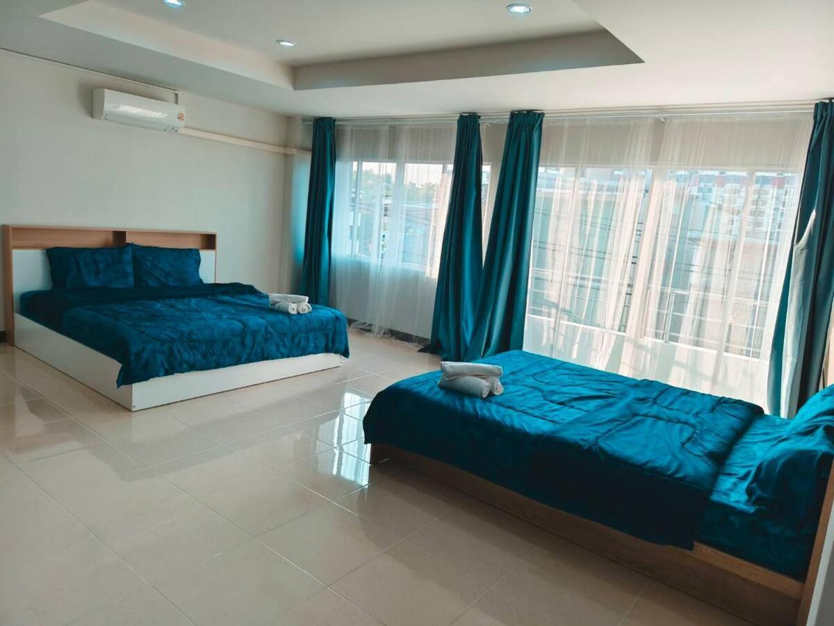 Pangsapuri House *